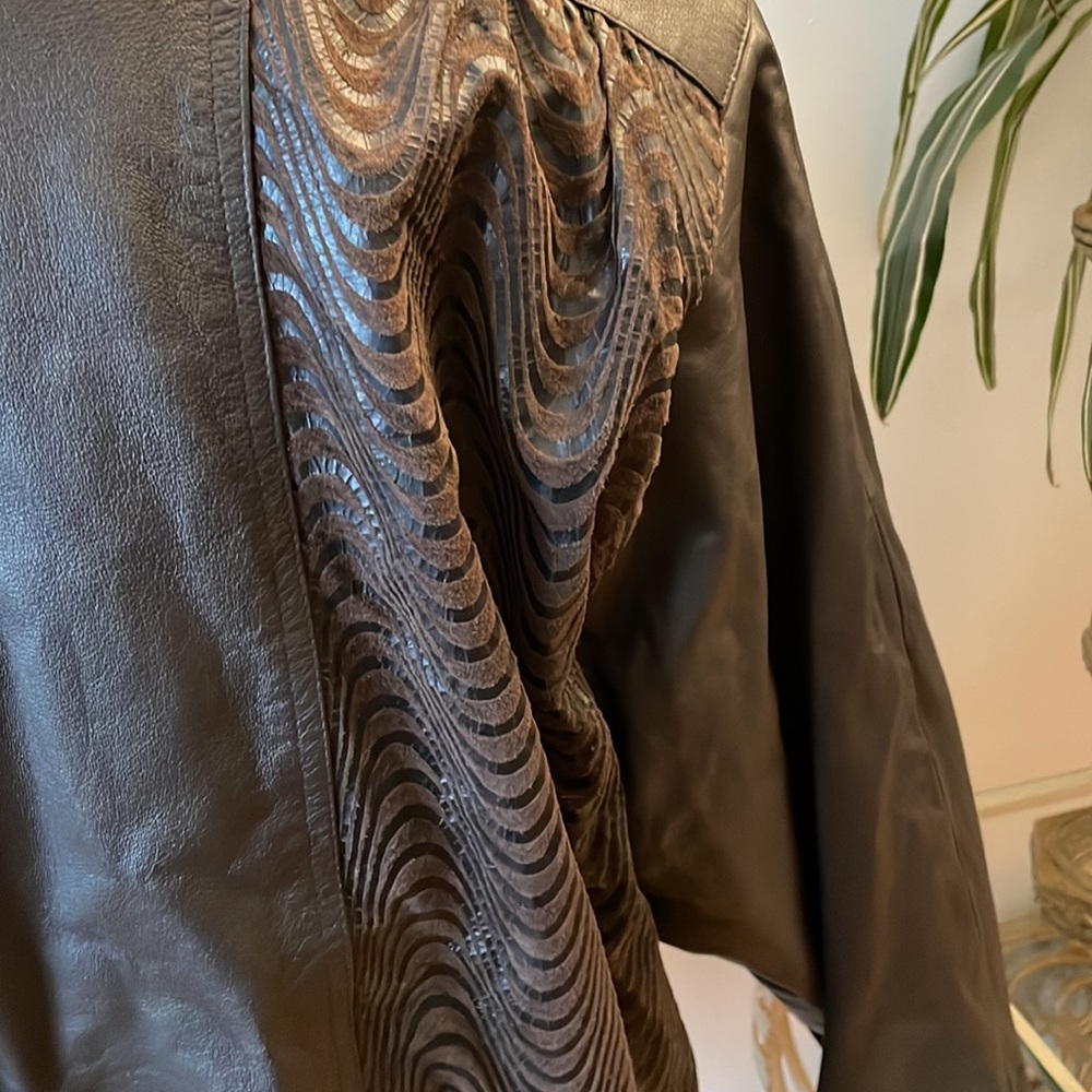Leather Jacket - Picture 6 of 9